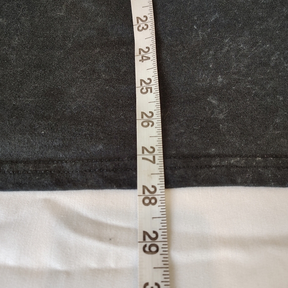 Black Graphic Tee grunge 90s y2k angel barbwire mens LG - Picture 9 of 9